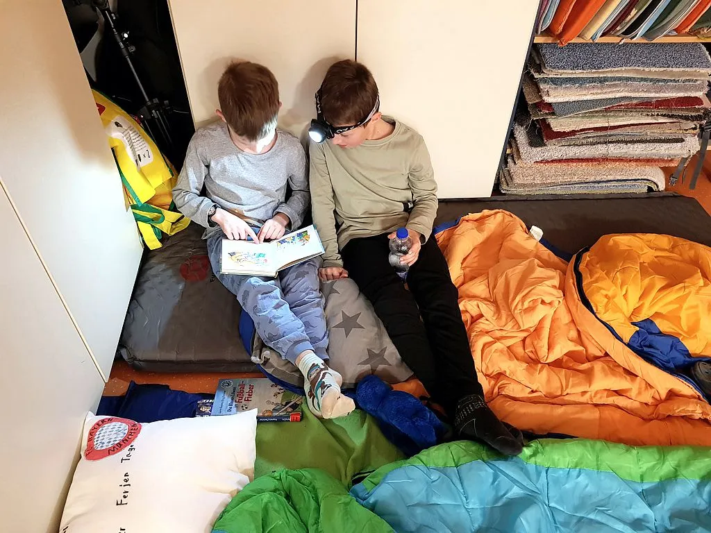 Nachts in der Schule